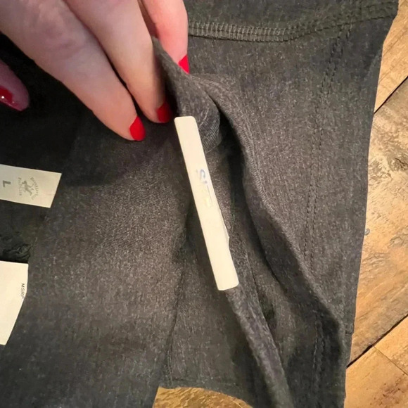 BH Polo Club Exercise Shorts - Large - Picture 4 of 6